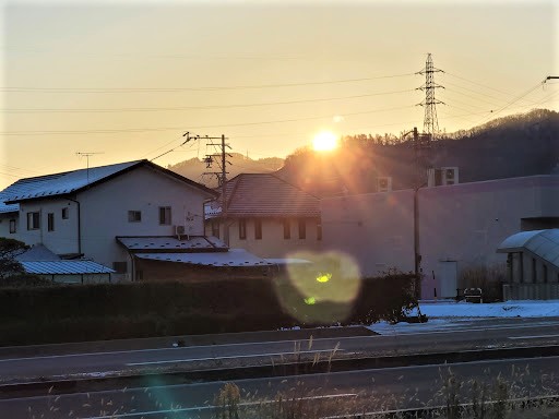 弊社代表より新年のご挨拶を申し上げます